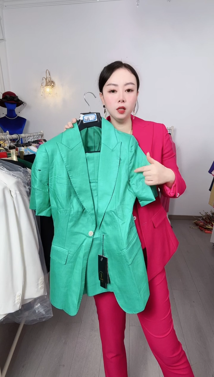 衣服L码裤子XL码（默认微瑕、不退不换）