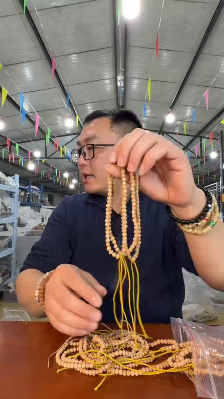 手串柏香籽/百香籽M138 实物为准