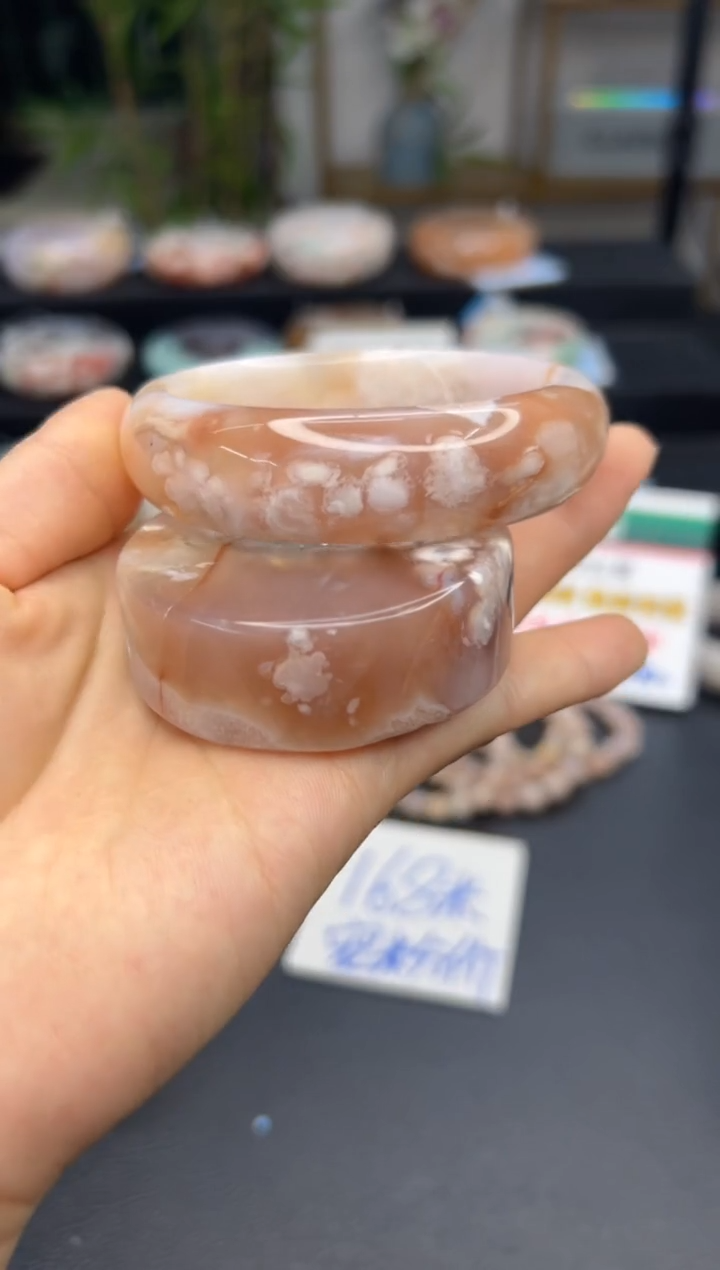 【闪购商品】石英质玉手镯未镶嵌A535(58圈赠送镯心)