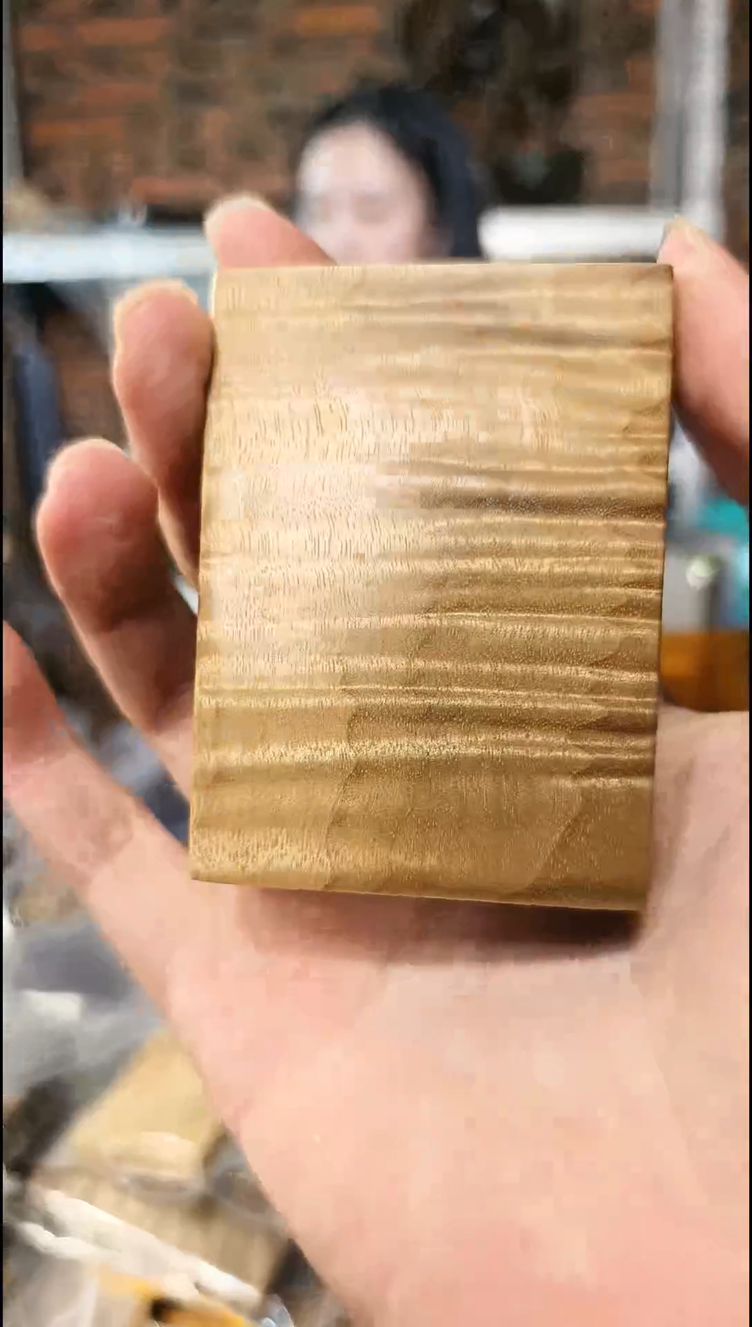 【闪购商品】金丝楠无事牌手把件