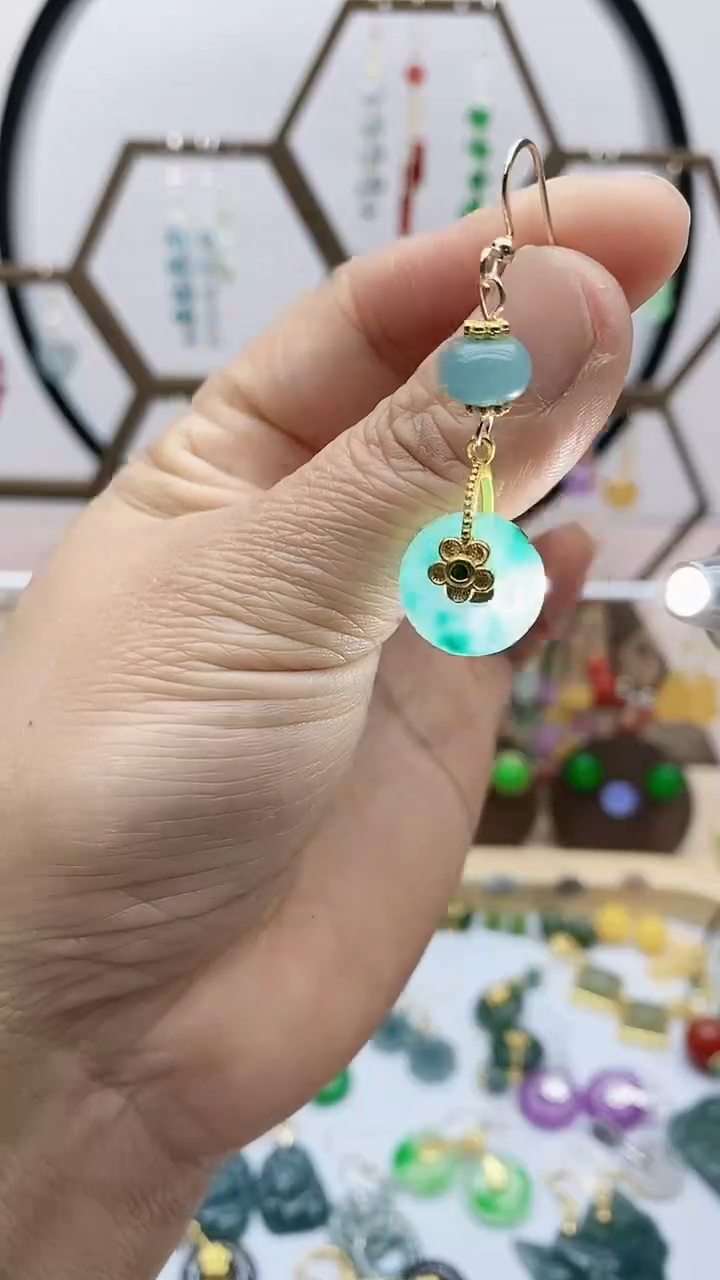 银S925镶嵌石英质玉（天山翠）耳饰807