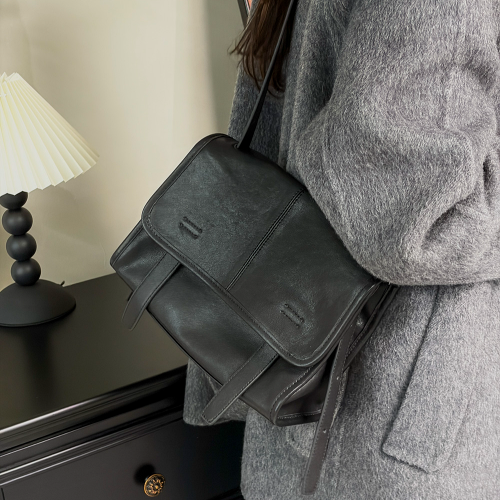 初柔Choul头层植鞣羊皮邮差包女时尚百搭单肩斜挎包轻奢通勤包包