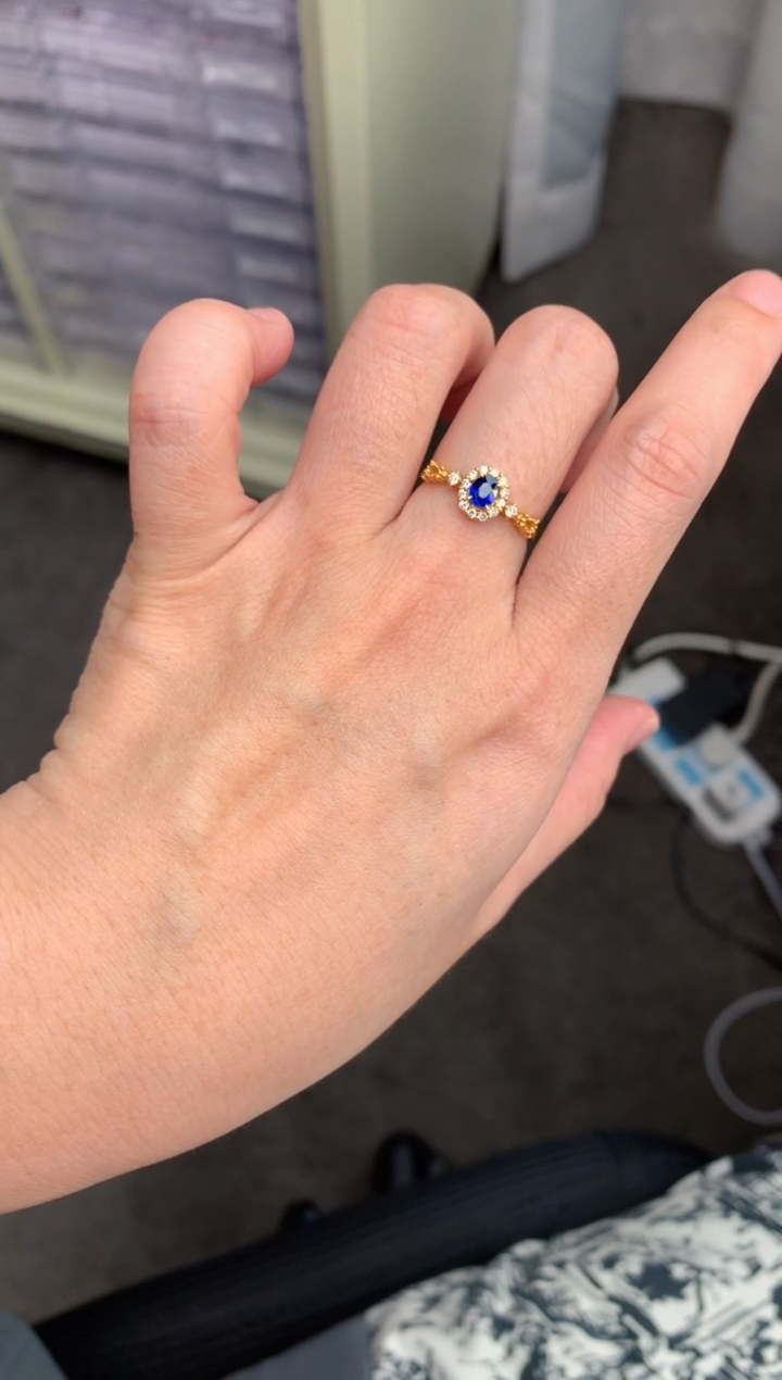 【闪购商品】蓝宝石戒指18K金镶嵌31分蓝宝石戒指