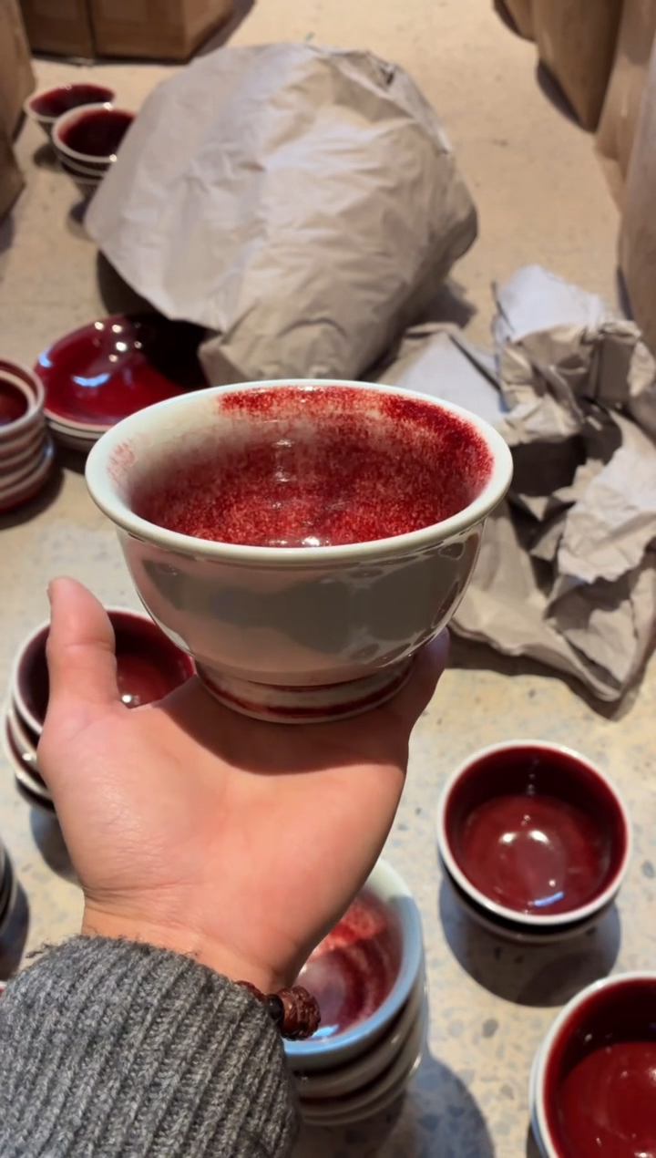 瓷片5寸微瑕郎红飘红宣德碗（福利款）