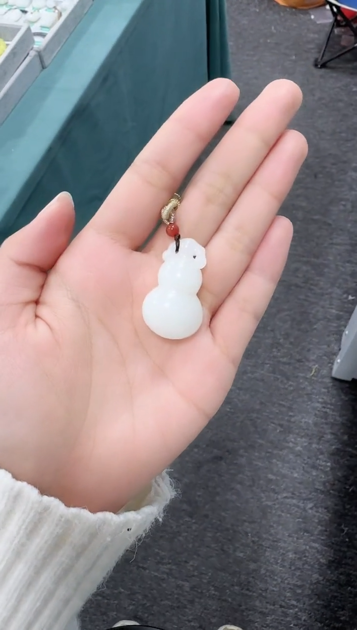 【闪购商品】和田玉颈饰未镶嵌葫芦 YY