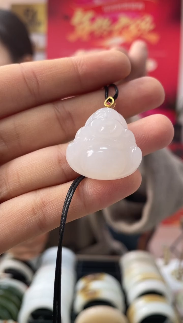 【闪购商品】和田玉颈饰18K金镶嵌白胶猫佛公卡25发一件