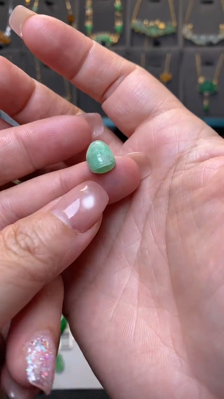 颈饰未镶嵌翡翠40382