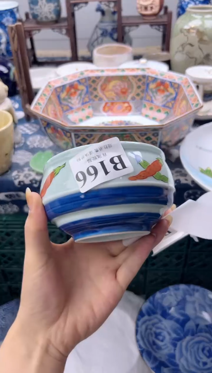 瓷片扣*    B166