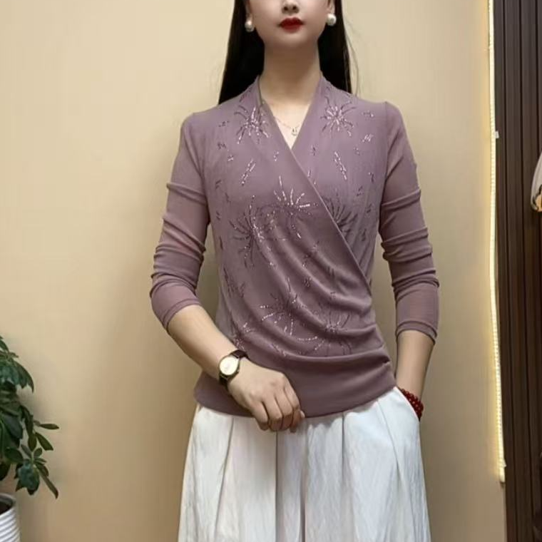 2025新品烟花烫钻遮肉显瘦气质百搭小衫加厚加绒
