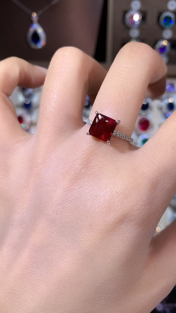 银S925镶嵌戒指红宝石8酒红