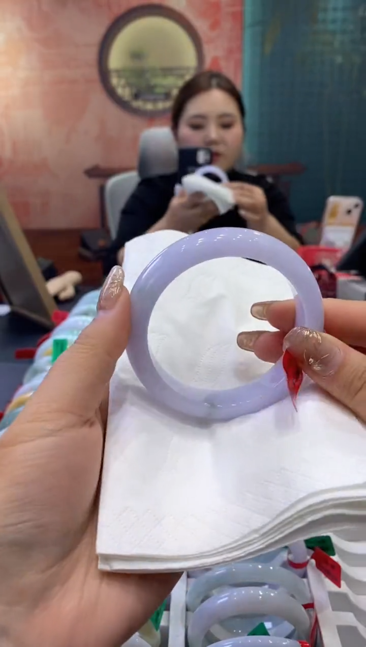 【闪购商品】翡翠手镯未镶嵌多人004158