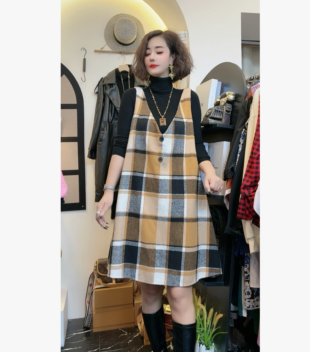 D25 102701 加厚法式气质复古格纹吊带连衣裙百搭显瘦
