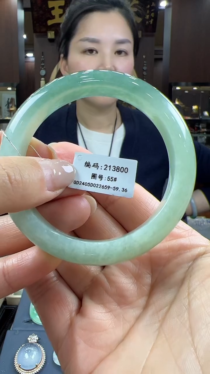 【闪购商品】翡翠手镯未镶嵌手镯