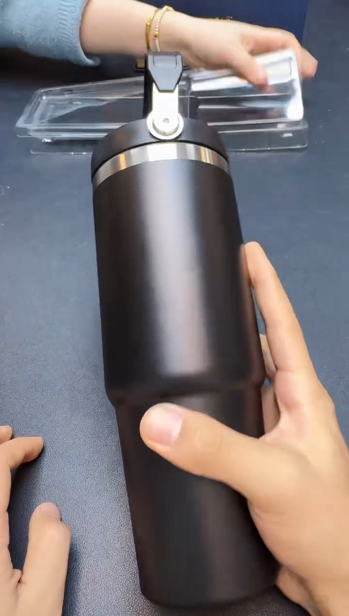 【闪购商品】瓷片全新正品一件不留@@WE238