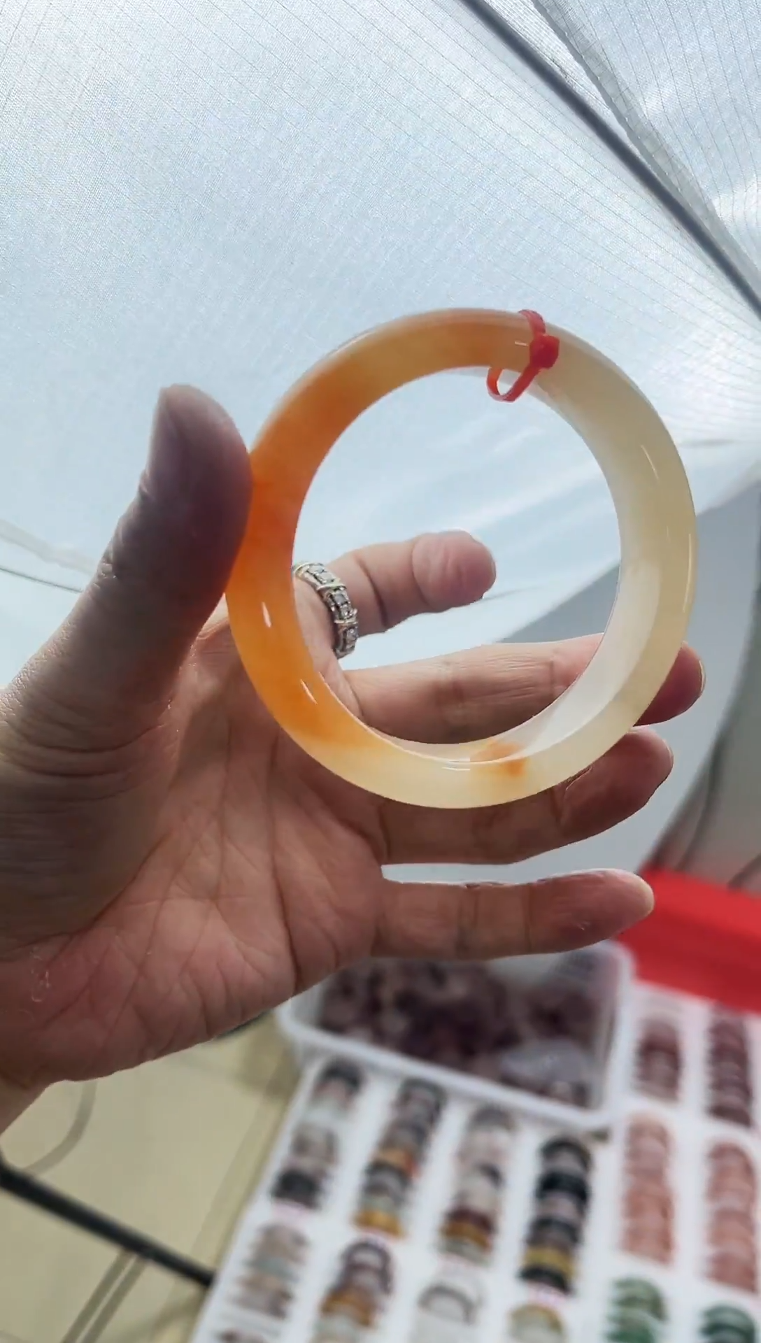 未镶嵌手镯石英质玉8-59