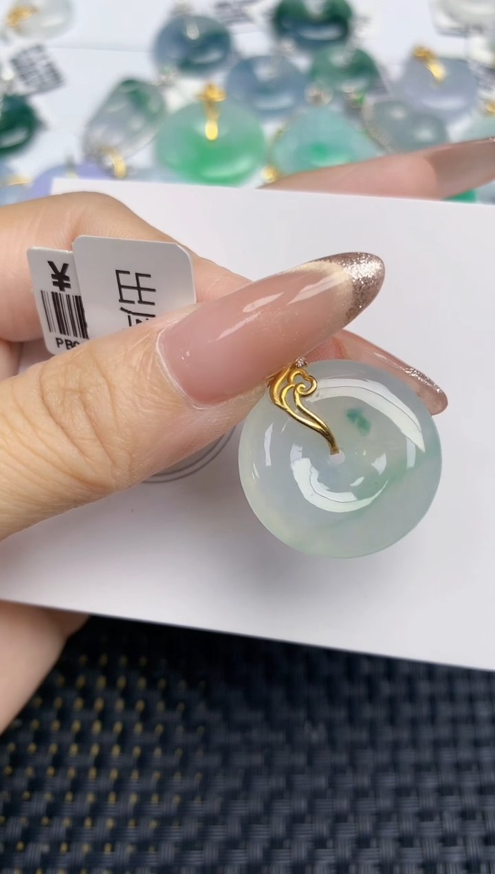 颈饰18K金镶嵌翡翠天然缅甸A货翡翠百元以上9元证书费自理