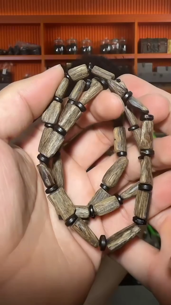 沉香手串84号单圈多样性发一