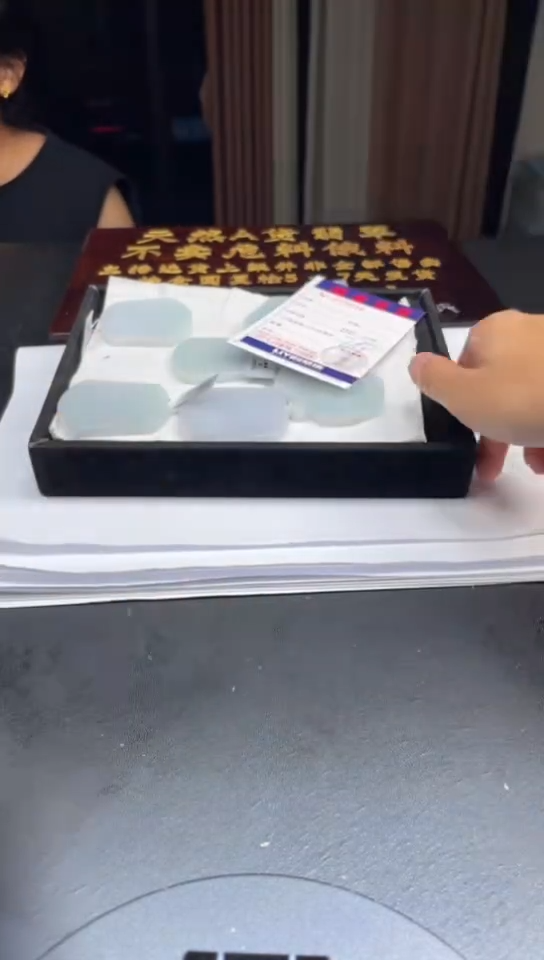 定制翡翠未镶嵌未抛光毛货多样性发其一拍一发一8616