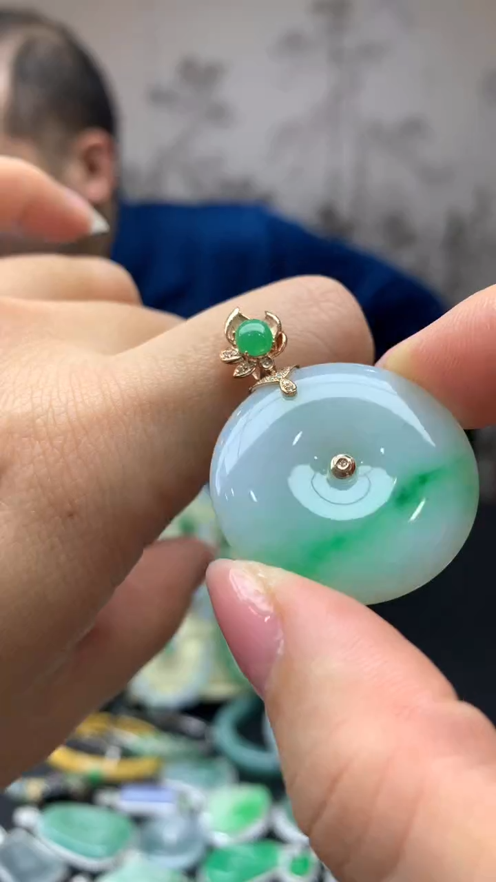 【闪购商品】翡翠颈饰18K金镶嵌8-天然翡翠