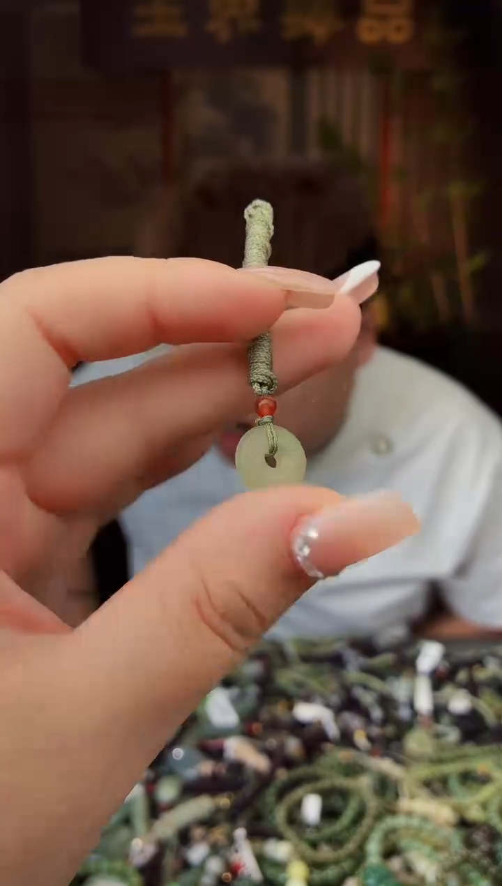 和田玉未镶嵌颈饰拍一发一