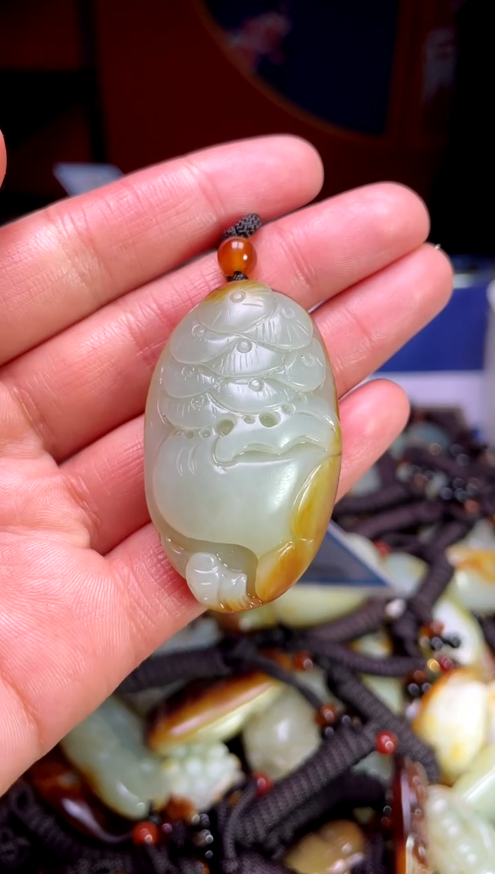 【闪购商品】和田玉颈饰未镶嵌1