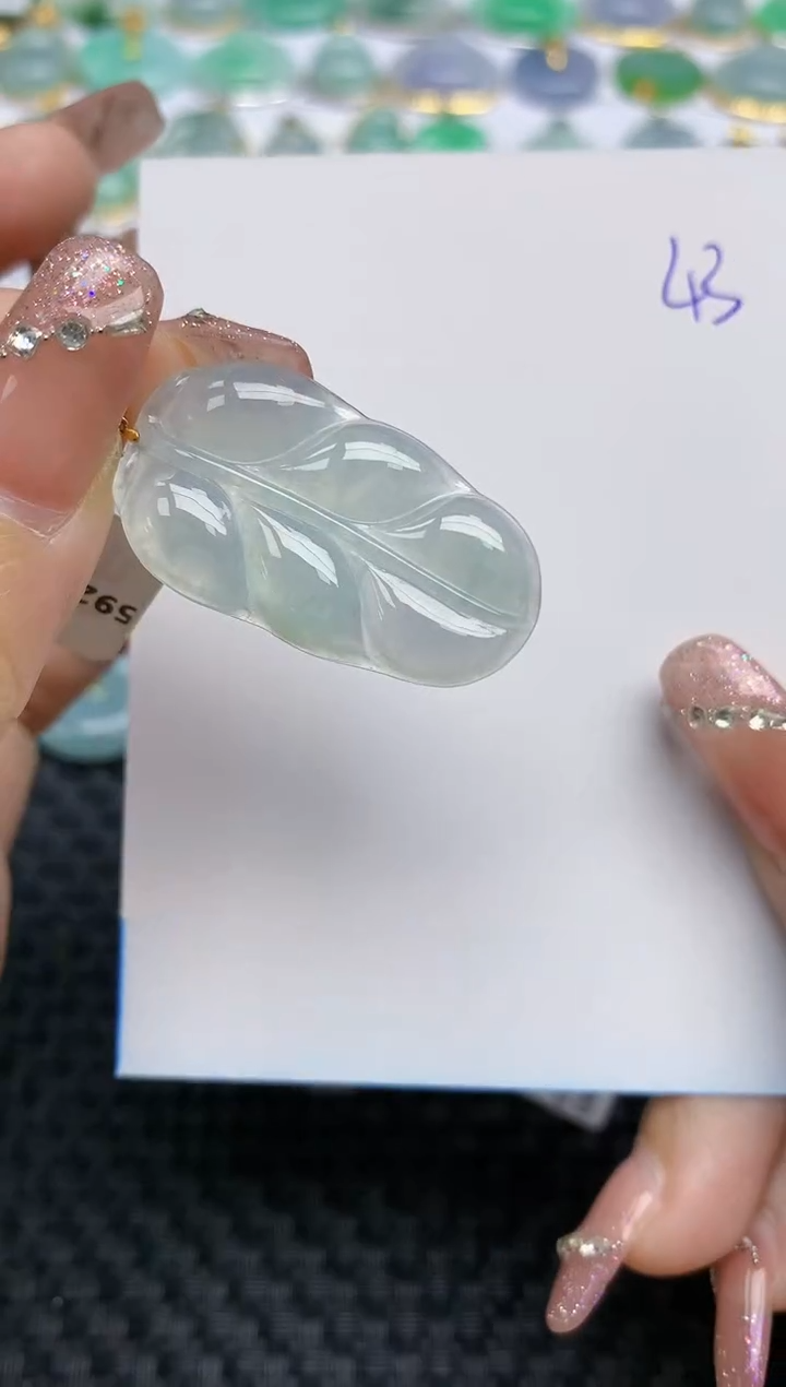 【闪购商品】翡翠颈饰18K金镶嵌天然A货翡翠 43