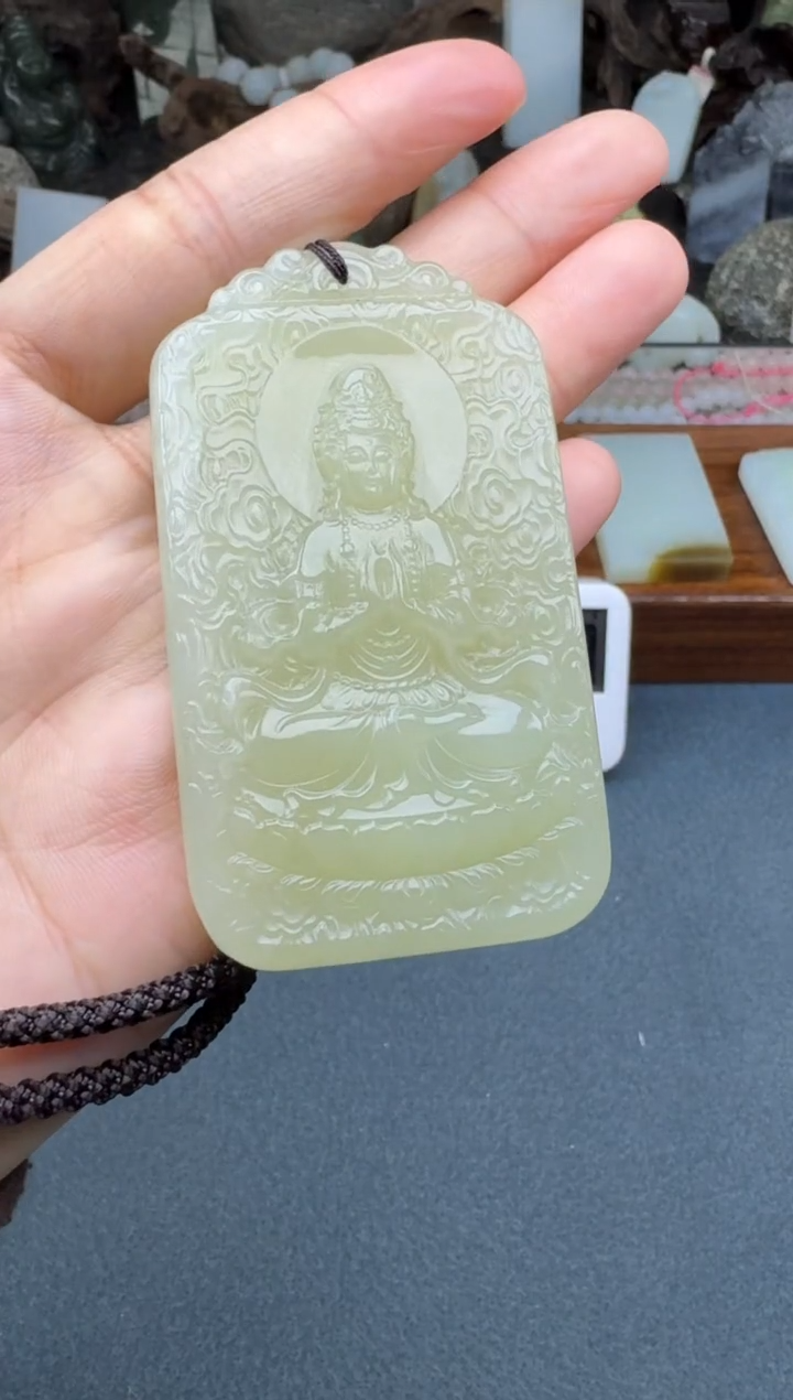 【闪购商品】和田玉颈饰未镶嵌开心