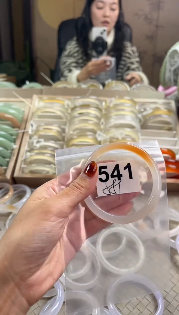 手镯玛瑙/玉髓未镶嵌541