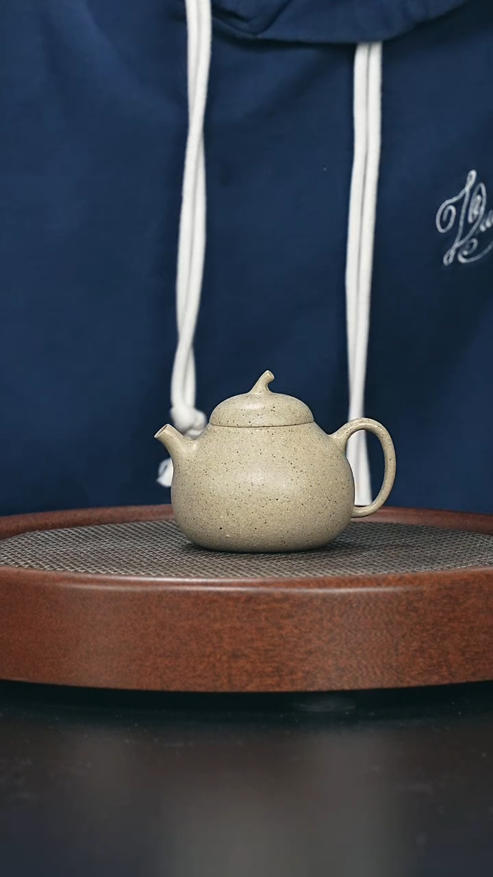 茶壶紫砂茄瓜-黑段-全手工无添加-160cc