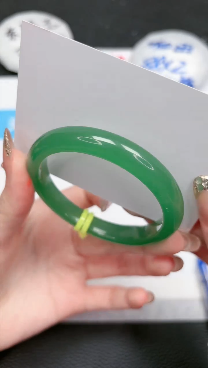 【闪购商品】石英质玉手镯未镶嵌29-56