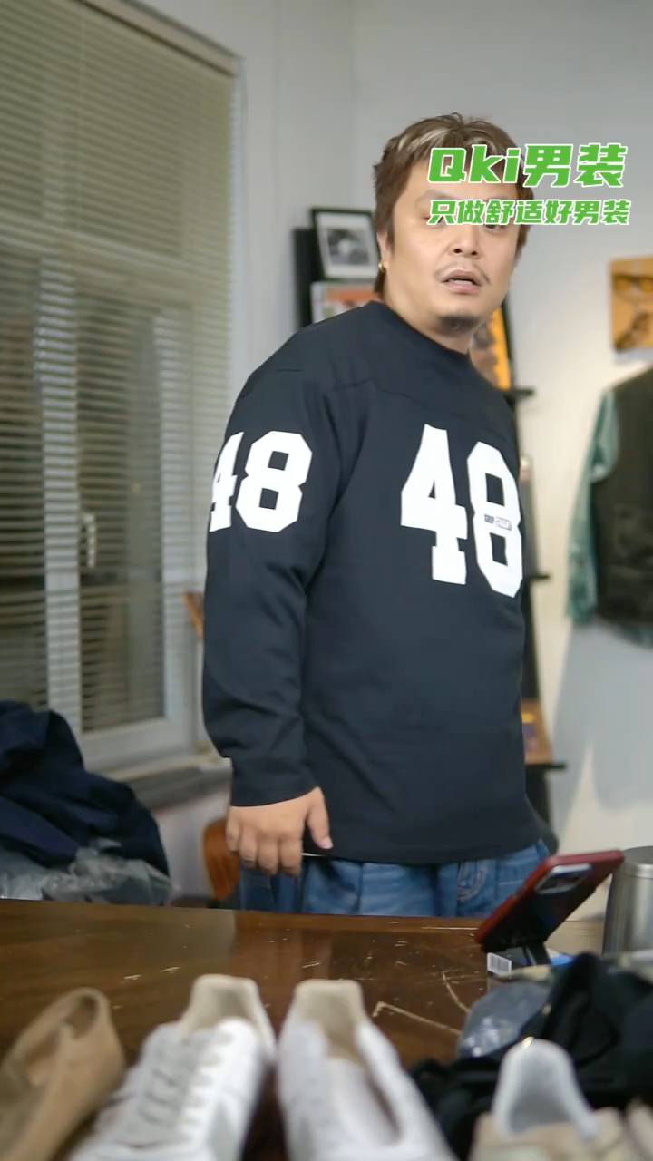 少****?L 码黑色 48 长袖卫衣