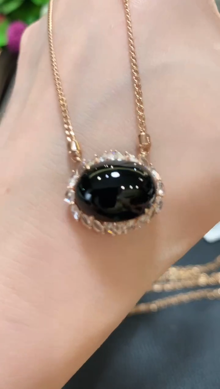 套链18K金镶嵌翡翠m95    
