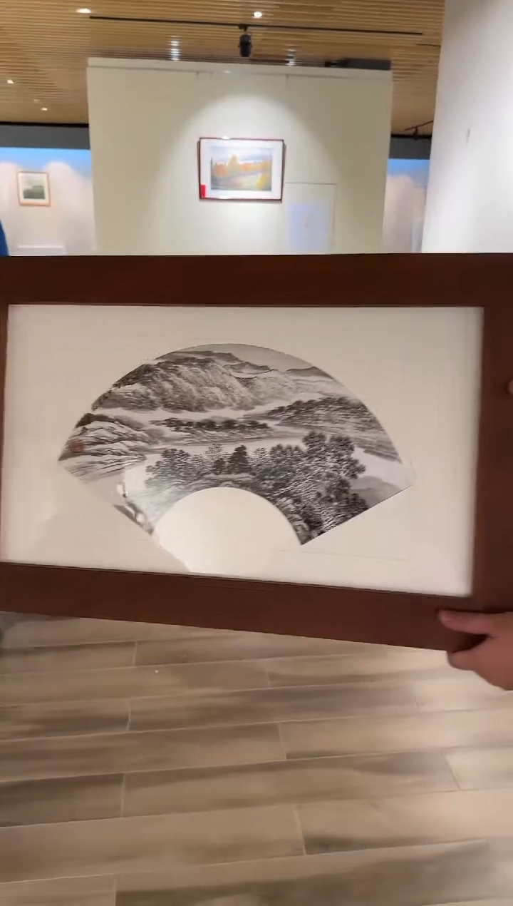 【闪购商品】国画天津人美-汤知辛国画展览原作1平尺