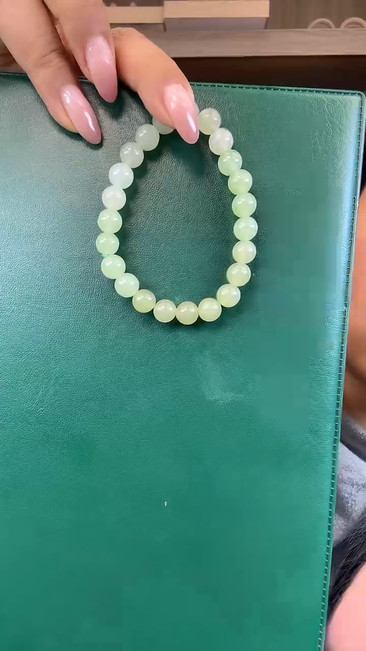 未镶嵌手串和田玉和田玉渐变手串 产地新疆 油润细腻 都有运费险
