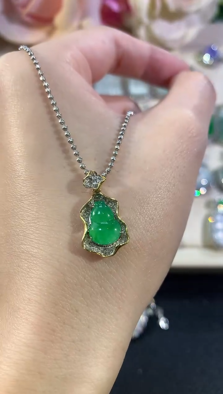 吊坠(不含链)18K金镶嵌翡翠冬日珠宝W7