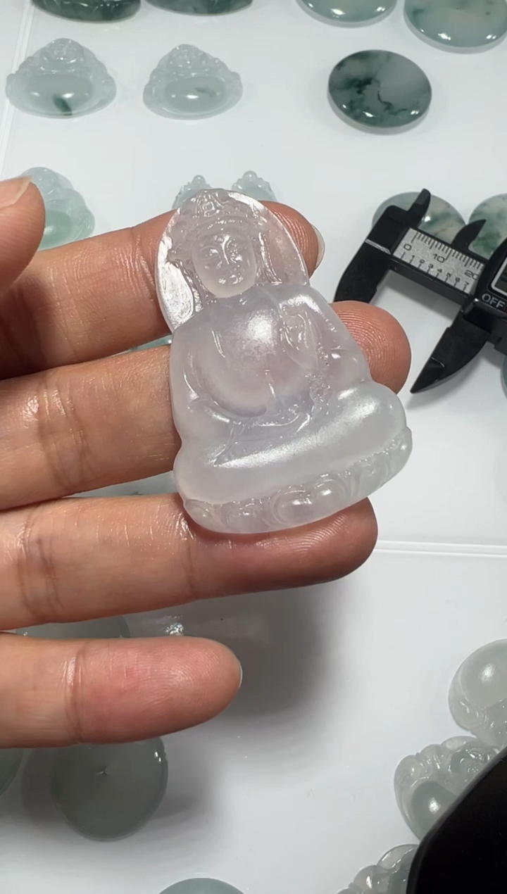 未镶嵌定制翡翠观音