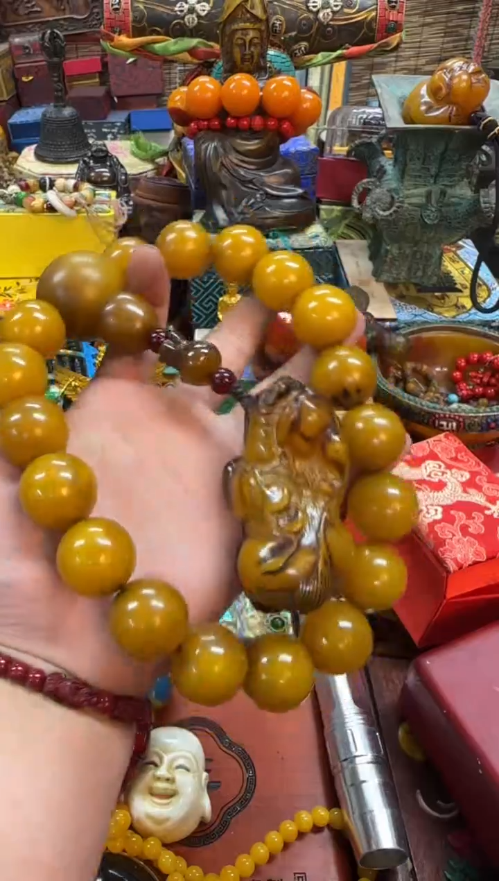 【闪购商品】蜜蜡裸石未镶嵌推荐好物如图所示