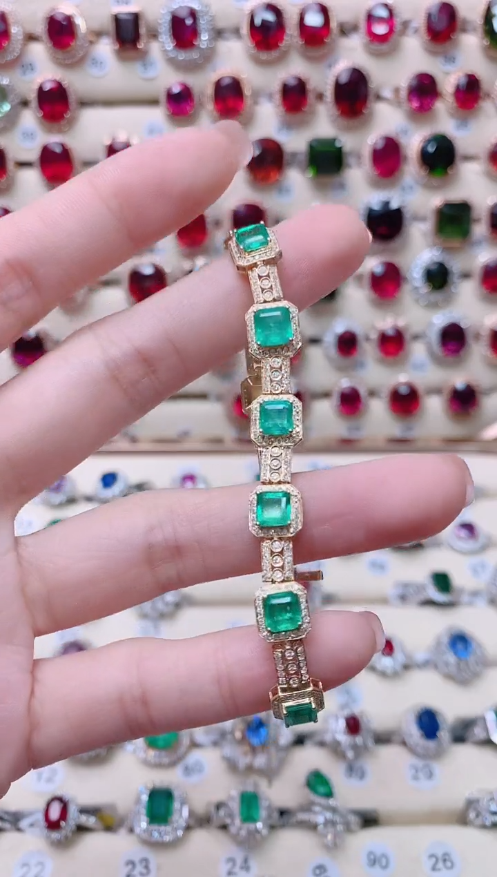 【闪购商品】祖母绿18K金戒指18K金镶嵌1