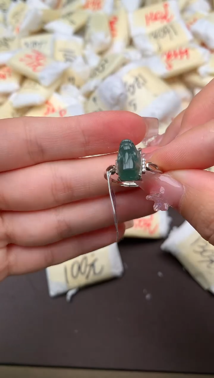 翡翠挂件银S925镶嵌一福利