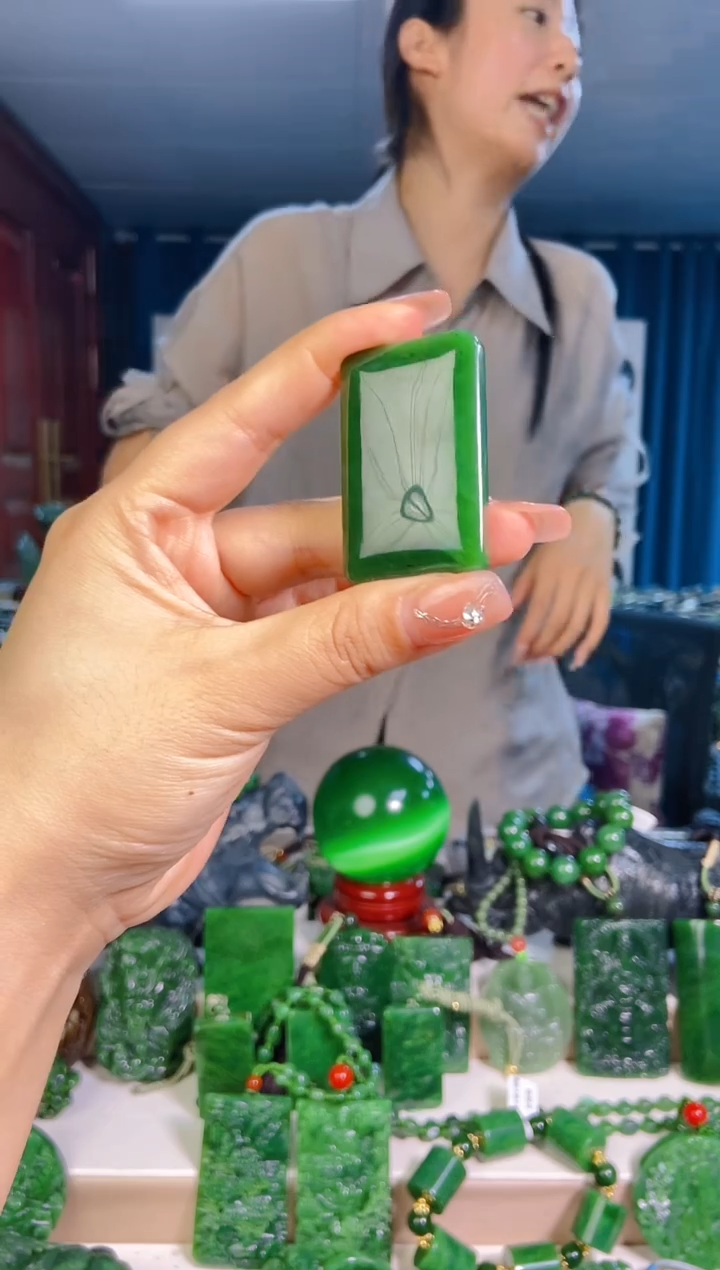 和田玉未镶嵌挂件1