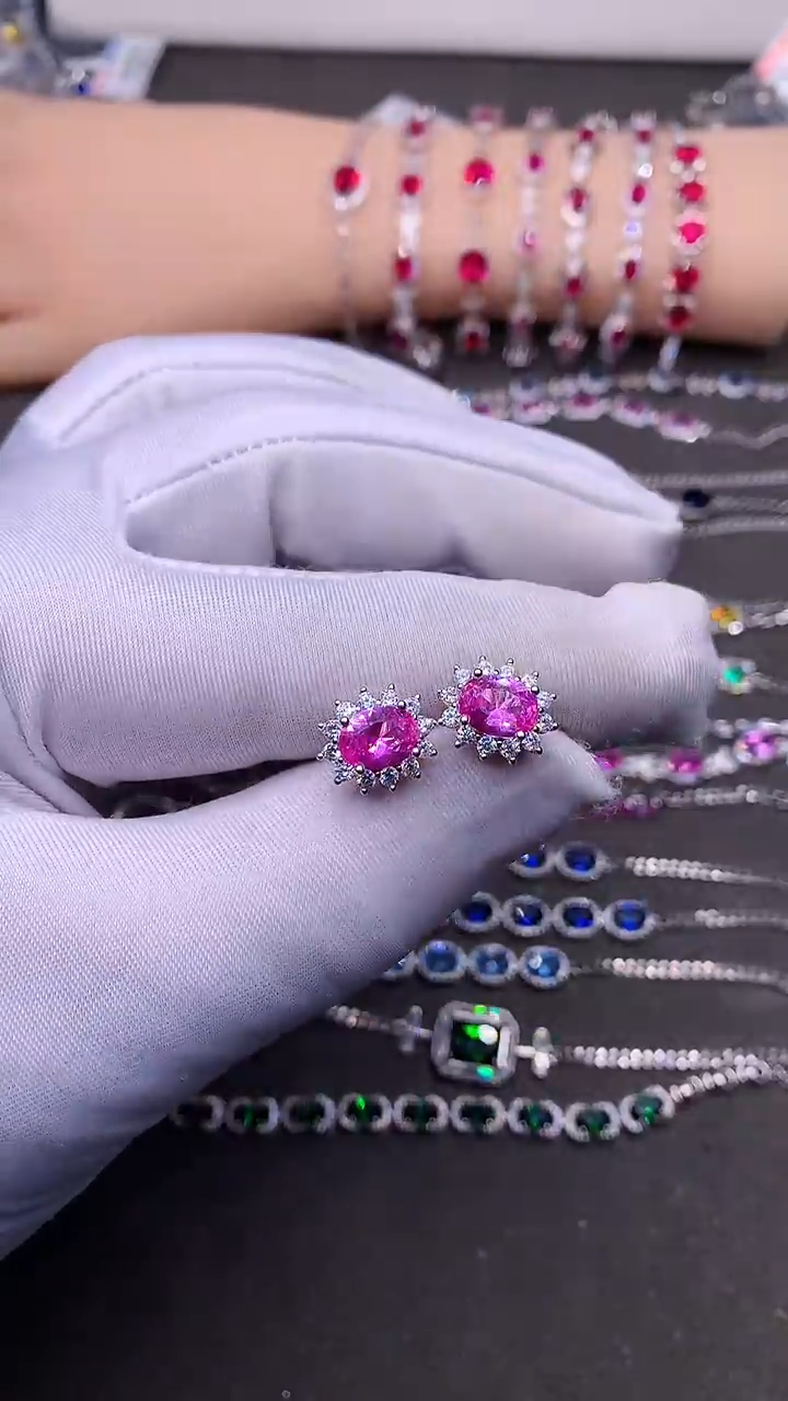 【闪购商品】彩色蓝宝石耳饰银S925镶嵌......