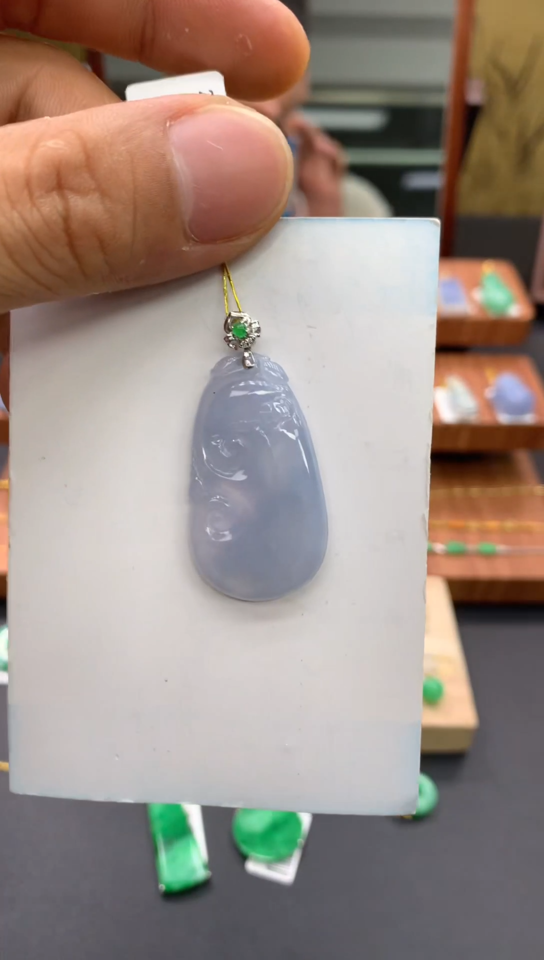 吊坠(不含链)18K金镶嵌翡翠如意