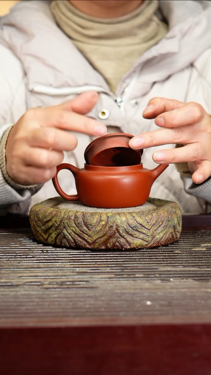 宜兴原矿紫砂壶茶壶宜兴原矿紫砂壶茶壶100C