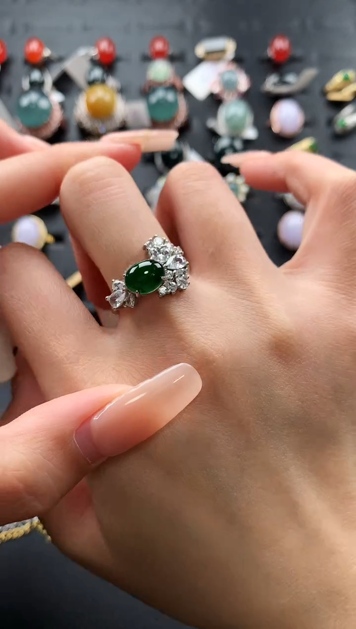 【闪购商品】翡翠戒指银S925镶嵌68765856856