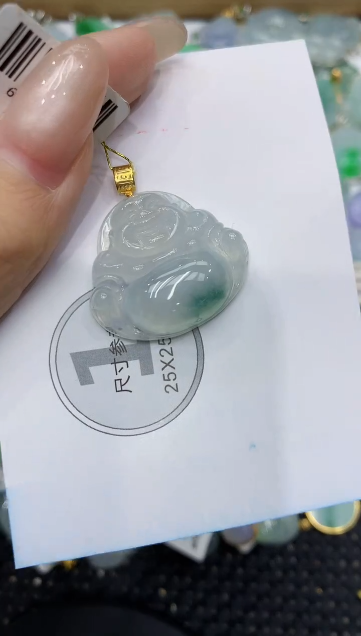 翡翠18K金镶嵌颈饰111111111111