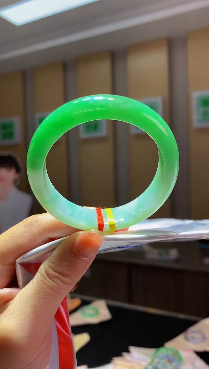 未镶嵌手镯翡翠- C271圈口 51.5全款8.8万 定金2万