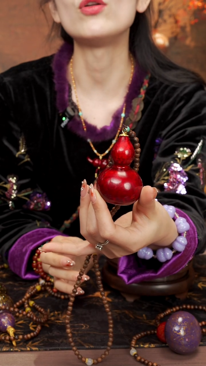 311--大漆脖挂小葫芦---158