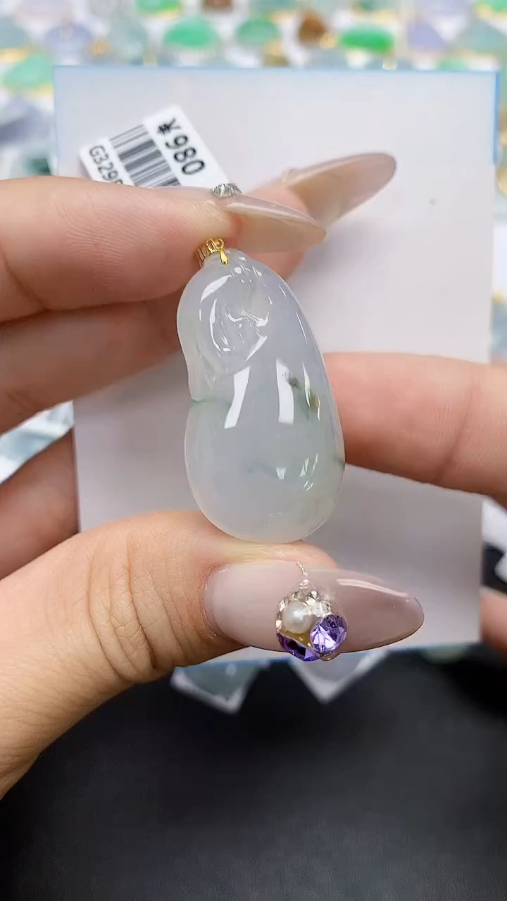 翡翠18K金镶嵌颈饰天然翡翠A货