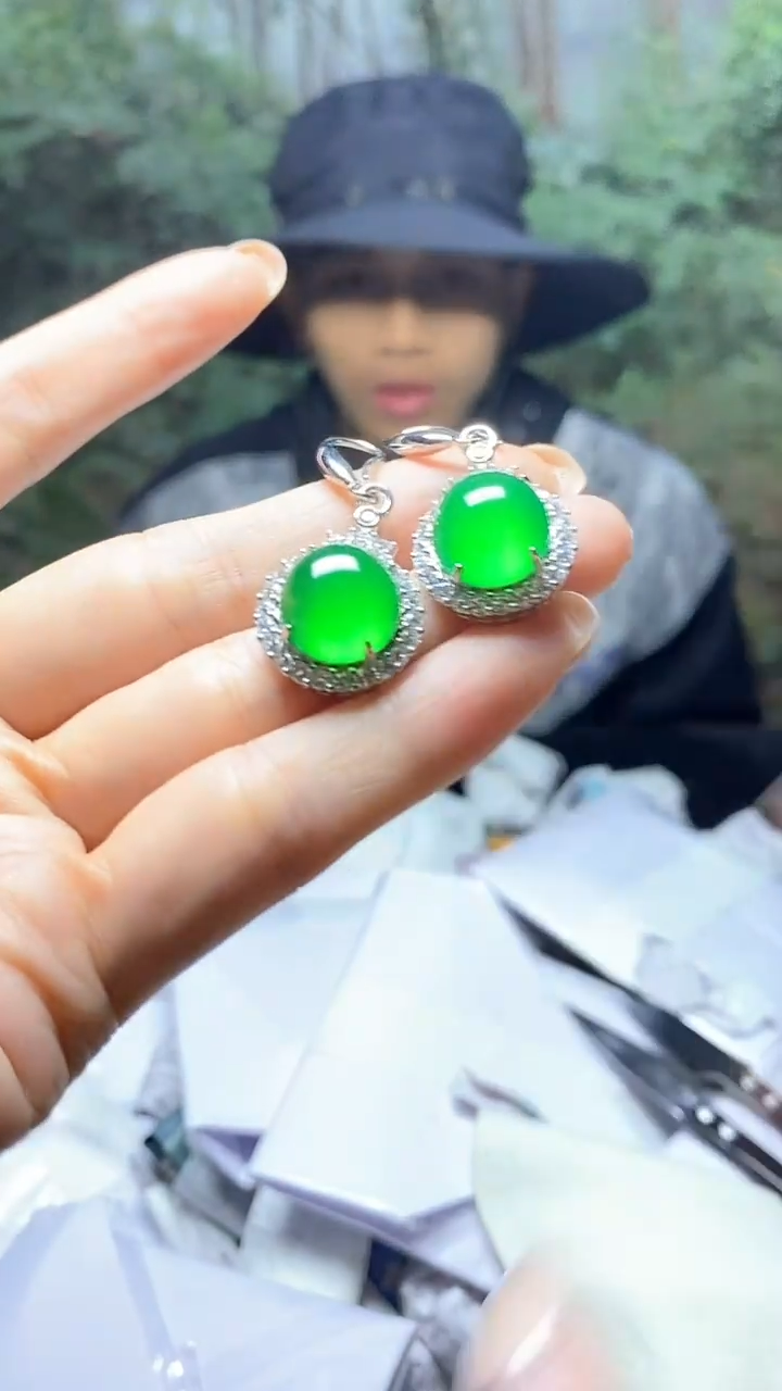 满色吊坠 所见即所得！！