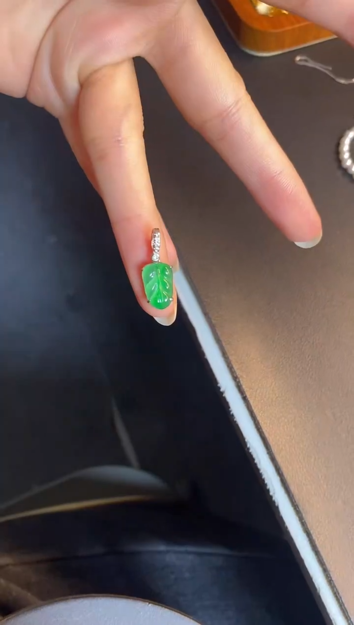 吊坠(不含链)银S925镶嵌翡翠1